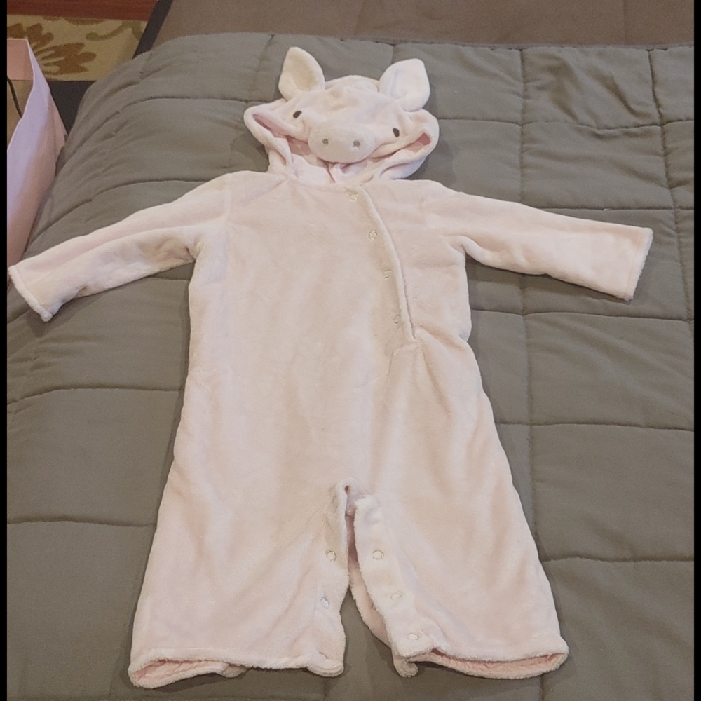 Pottery Barn Kids 6-9 month baby pig costume